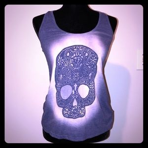 Curious Gypsy Skull tank size small